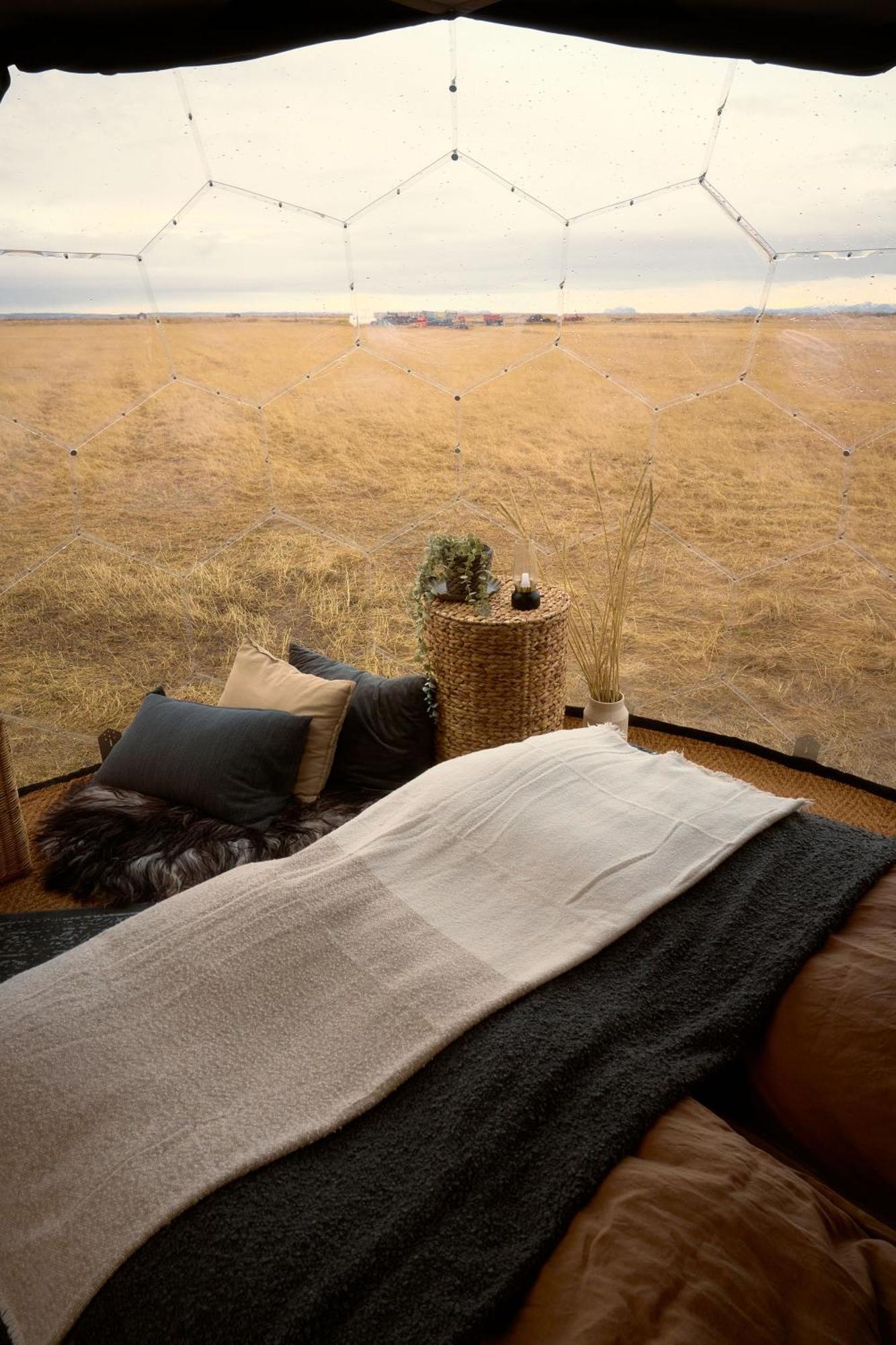 Helja Stay Glamping Domes Хела Екстериор снимка